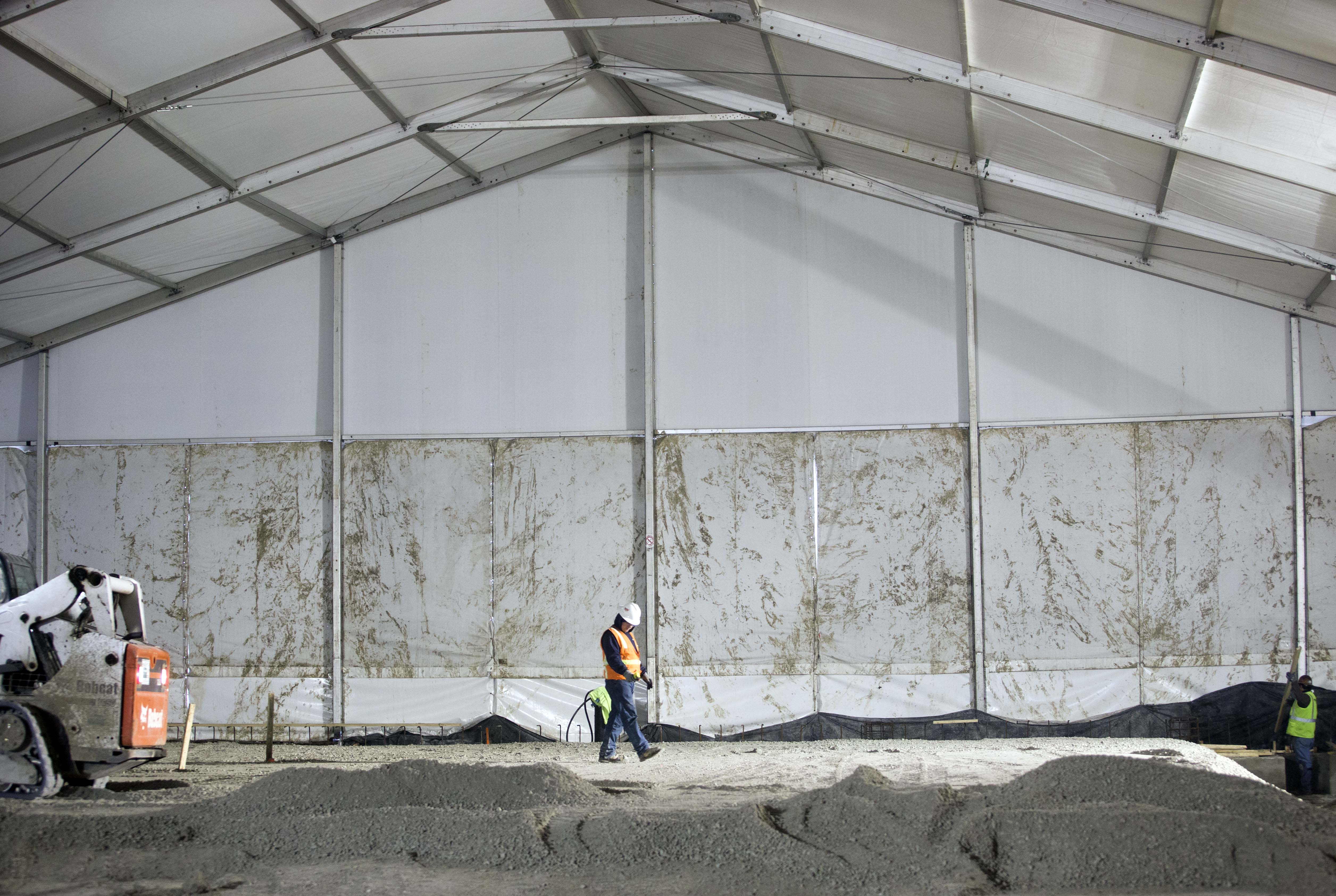 Construction Tent | American Pavilion