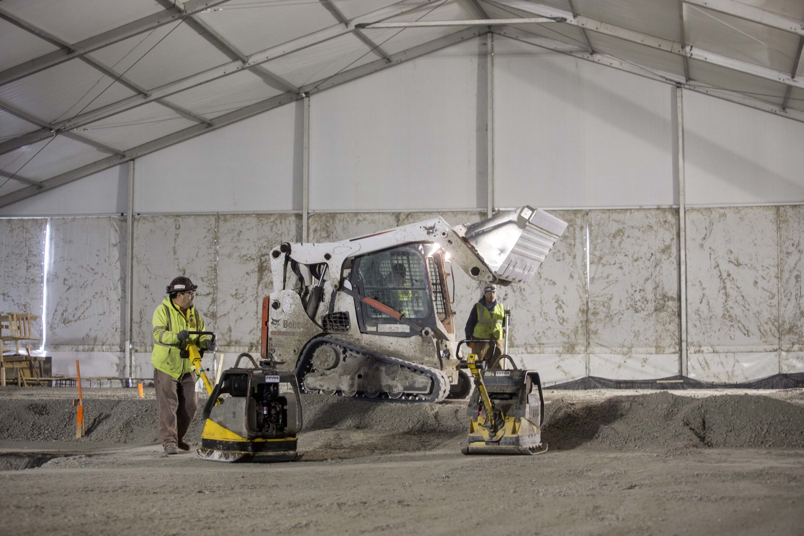 Construction Tent Improves Safety and COVID Response - American Pavilion