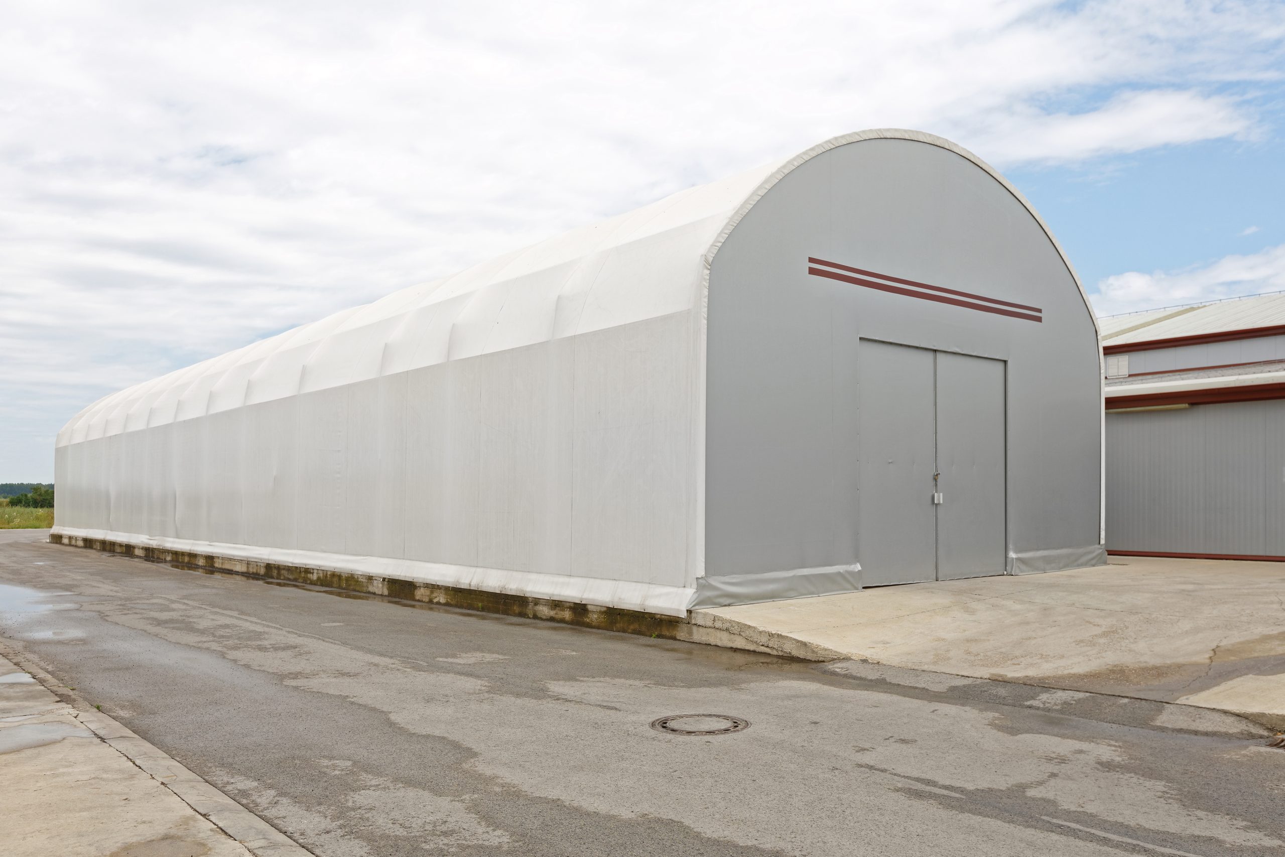 Cost Effectiveness of Temporary Warehouses in the Construction Sector - American Pavilion